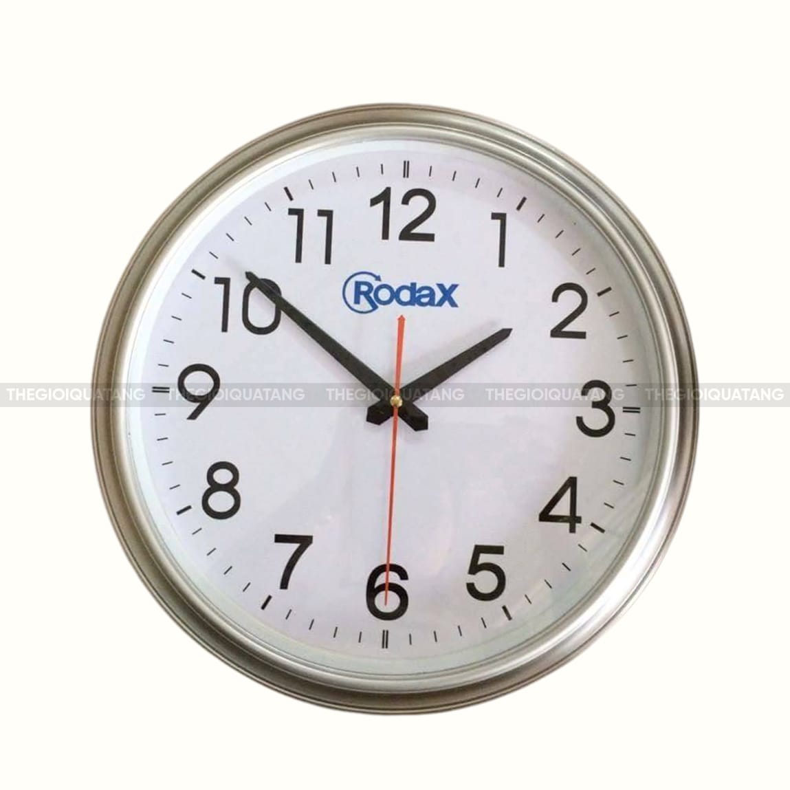 đồng hồ treo tường sơn xi bạc