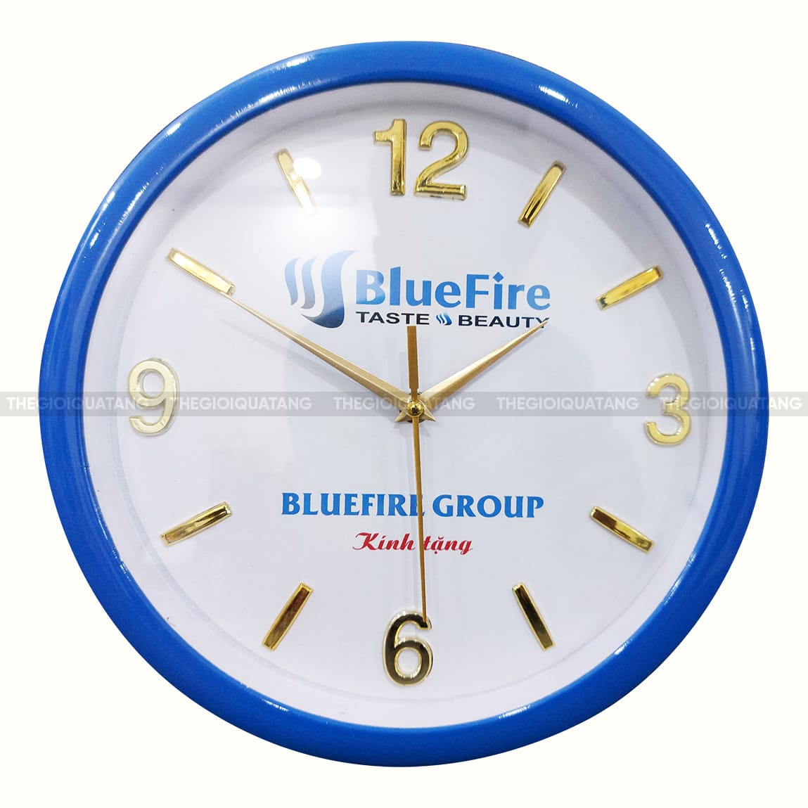 Mẫu đồng hồ treo tường hình tròn thiết kế đẹp 3