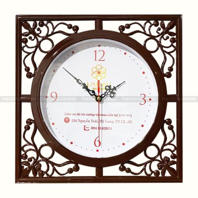 Thiết kế đồng hồ treo tường hình vuông theo yêu cầu 2