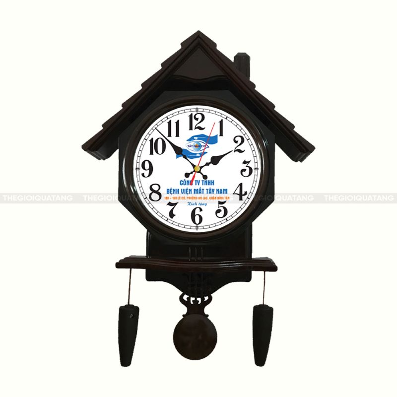 đồng hồ quảng cáo hình ngôi nhà