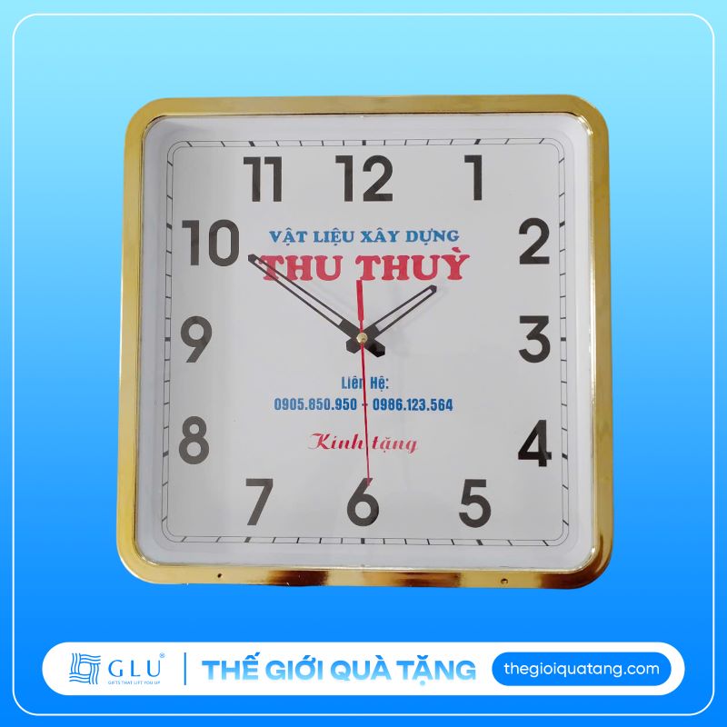 đồng hồ treo tường vuông
