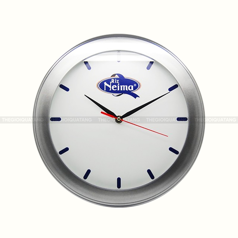 In logo lên đồng hồ treo tường theo yêu cầu 4