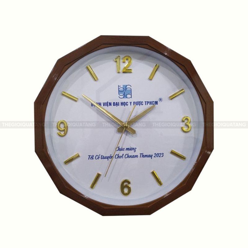 Tùy chỉnh logo và thông điệp thương hiệu trên mặt số đồng hồ