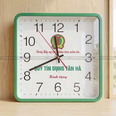 Cung cấp đồng hồ treo tường vuông số lượng lớn 2
