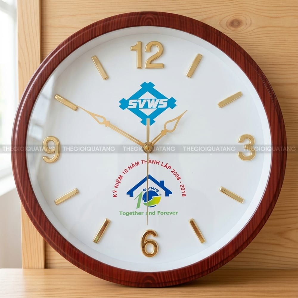 Đồng hồ in logo công ty đẹp TPHCM 3