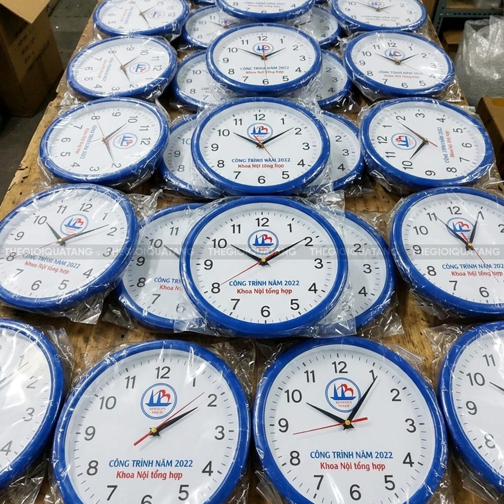 Đồng hồ in logo doanh nghiệp giá tốt 2