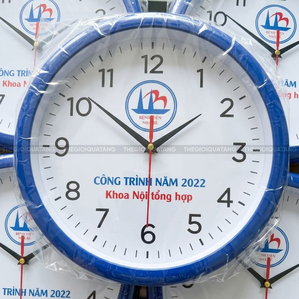 Đồng hồ in logo doanh nghiệp giá tốt 6