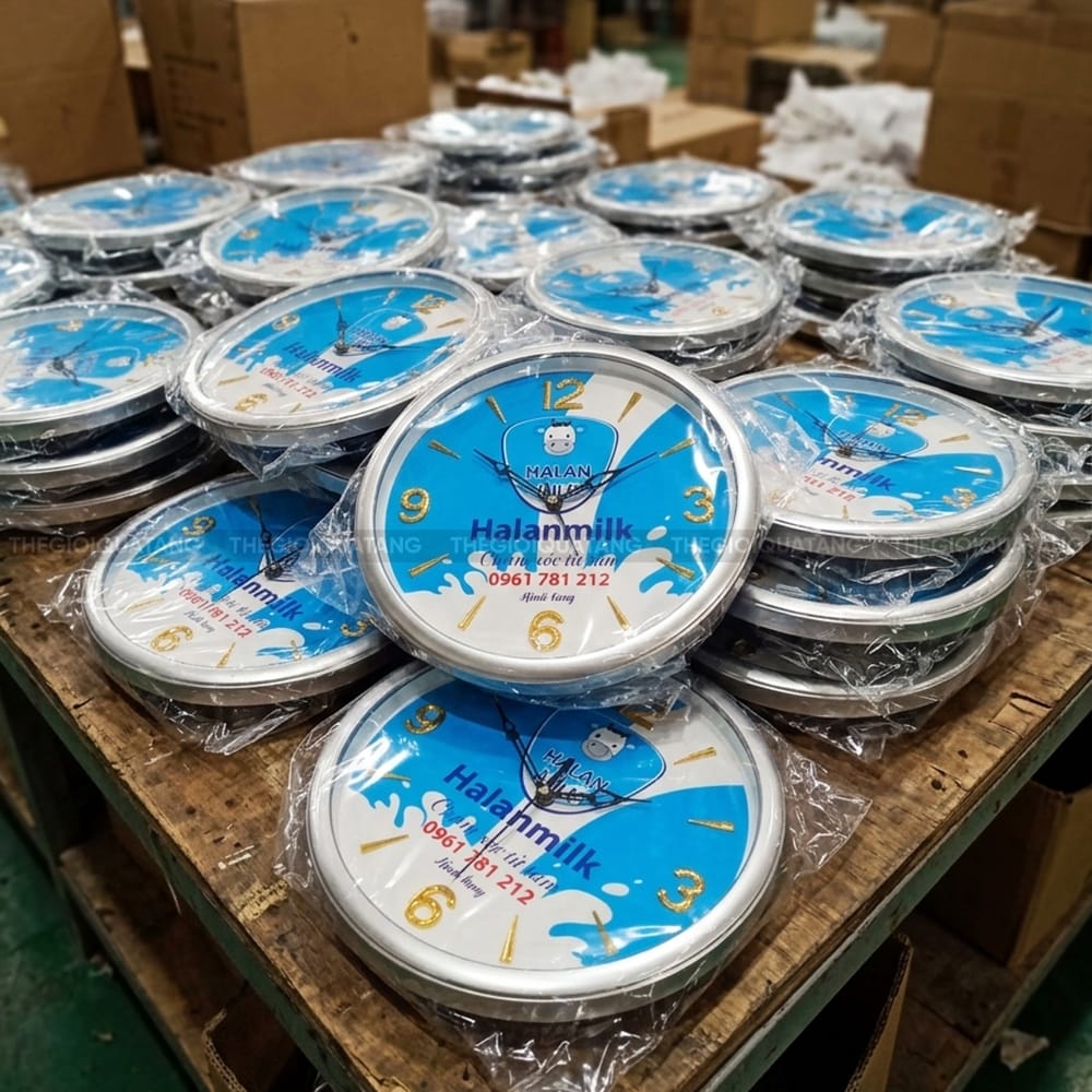 Đồng hồ in logo giá xưởng 1