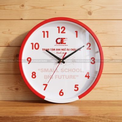 Đồng hồ quảng cáo giá rẻ Trung Tâm Anh Ngữ CIE 2