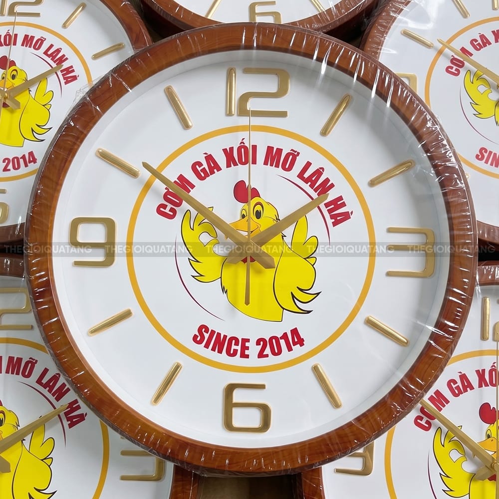 Đồng hồ treo tường cao cấp in logo thương hiệu 7