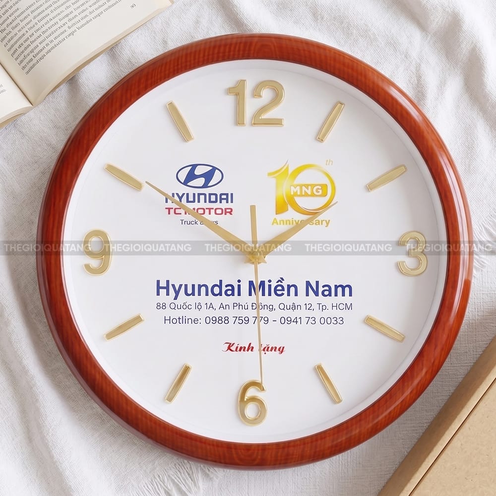 Đồng hồ treo tường giá rẻ Huyndai Miền Nam 3