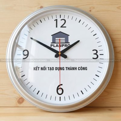 Đồng hồ treo tường giá rẻ Planpro 2