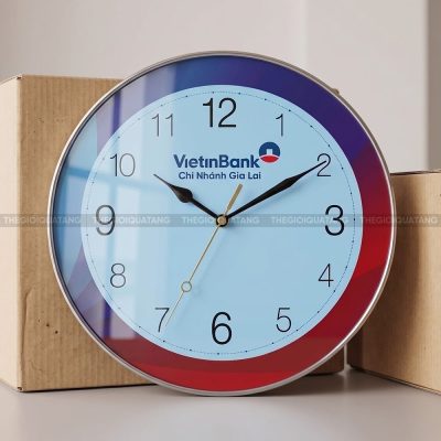 Đồng hồ treo tường hình tròn in logo Ngân Hàng Vietinbank 3