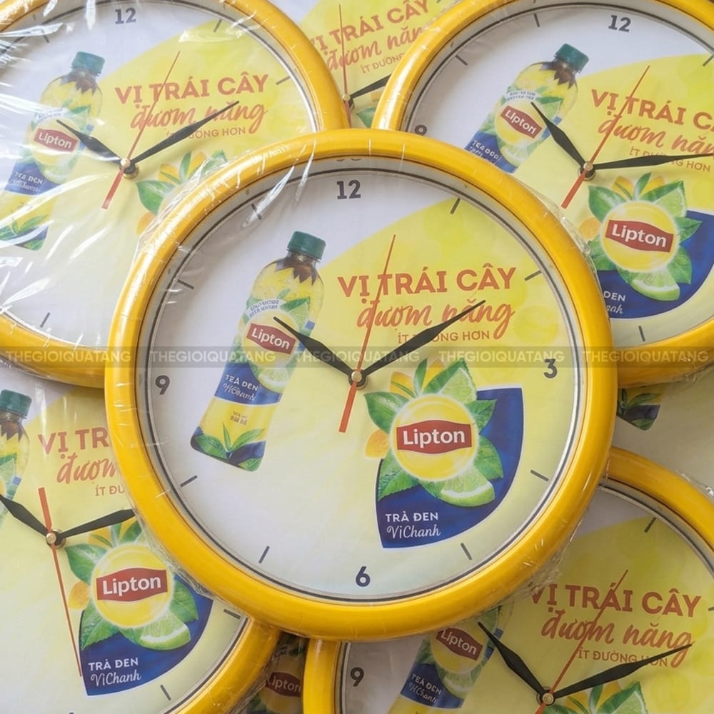 Đồng hồ treo tường in logo công ty Trà Lipton vị trái cây 3
