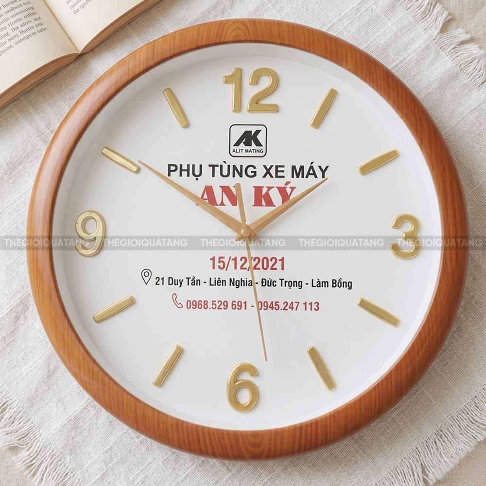 Đồng hồ treo tường in logo Phụ Tùng Xe Máy An Ký 2