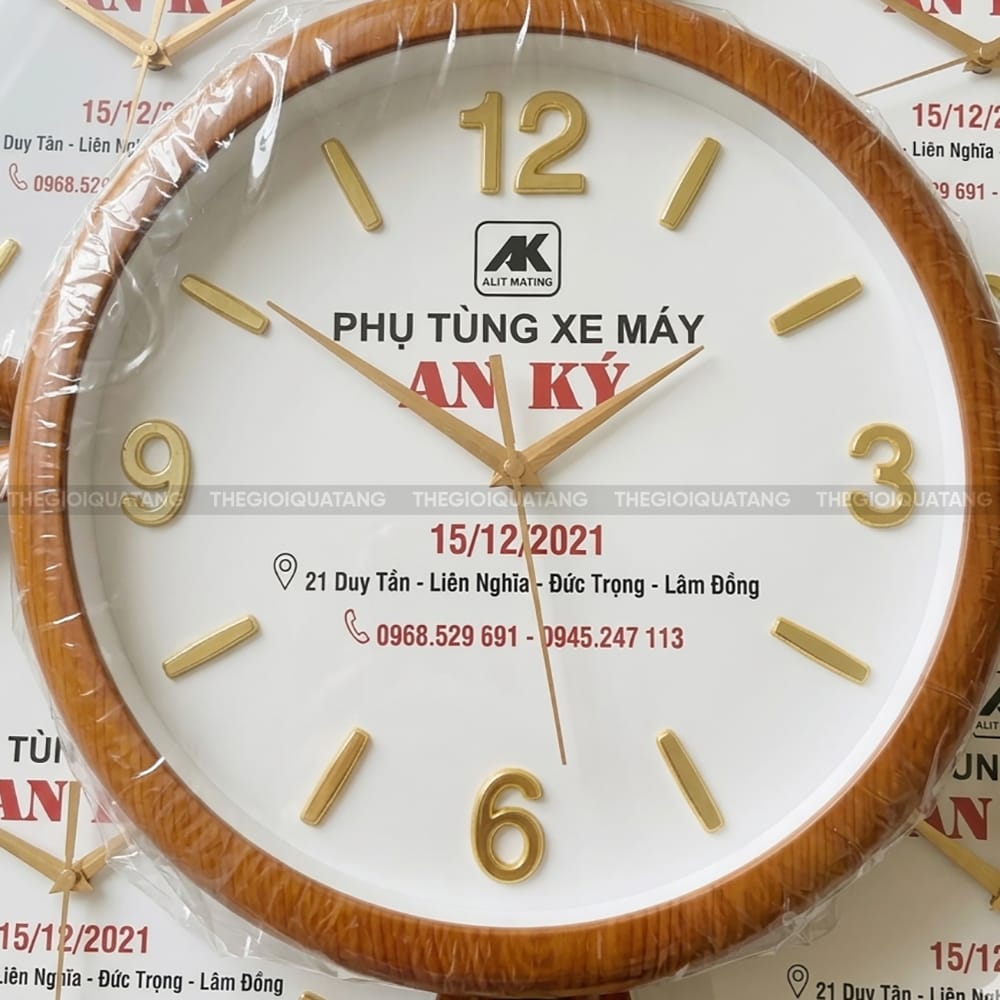 Đồng hồ treo tường in logo Phụ Tùng Xe Máy An Ký 3