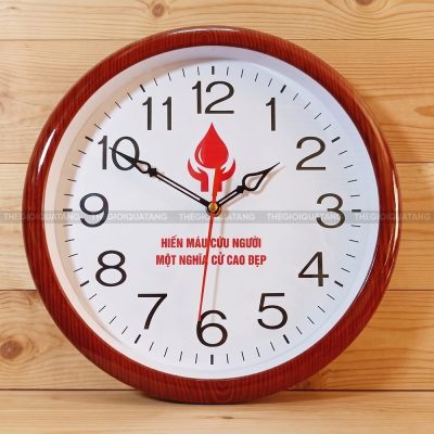 Đồng hồ treo tường quà tặng in logo Hiến Máu Cứu Người Nghĩa Cử Cao Đẹp 5