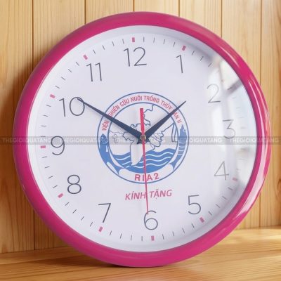 Đồng hồ treo tường quà tặng khách hàng ý nghĩa 3