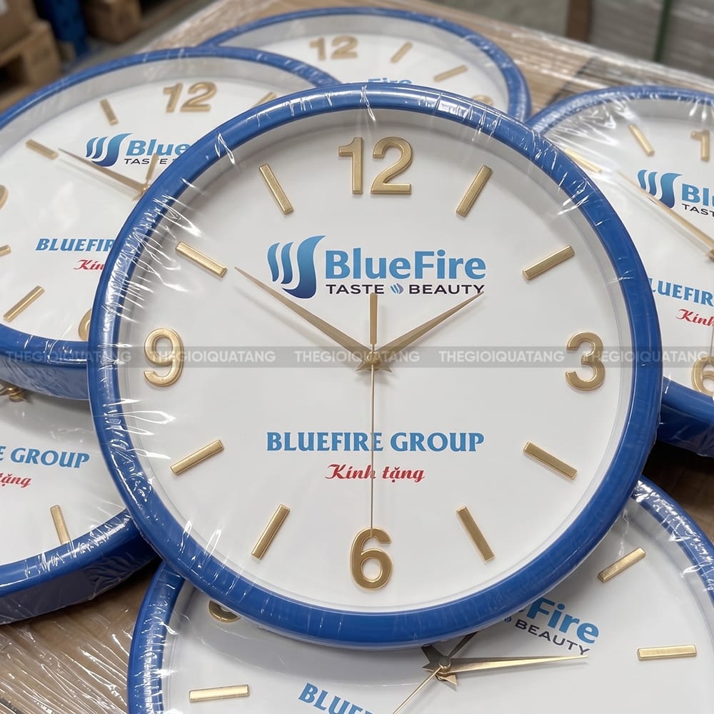 Đồng hồ treo tường tròn trong logo BlueFire Group 5