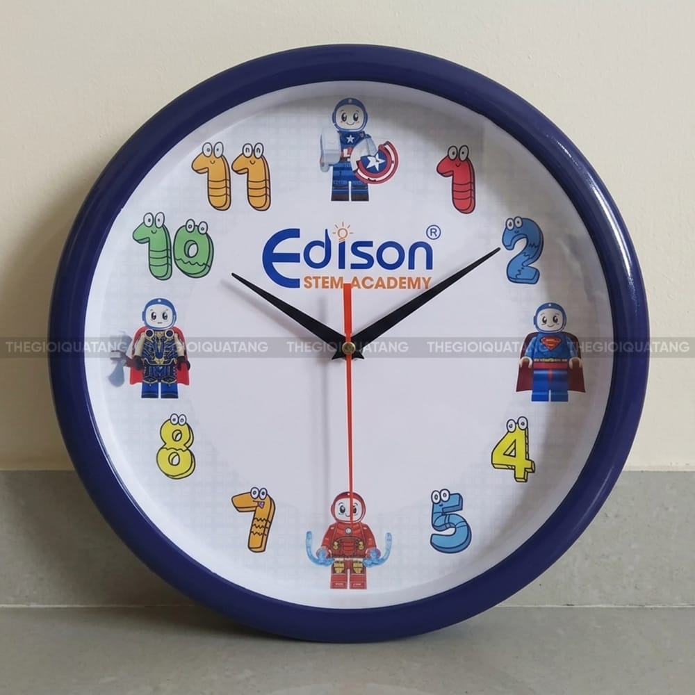 Đồng hồ treo tường tròn in logo Edison Academy 2