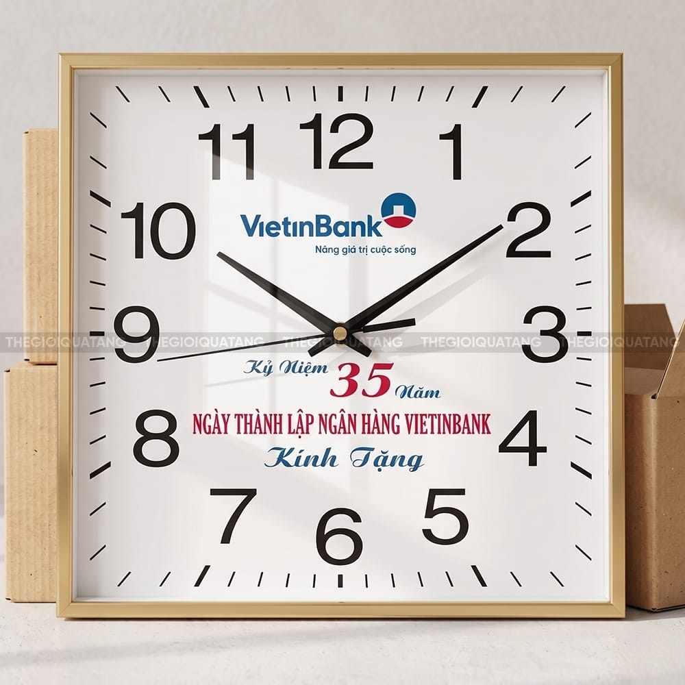 Đồng hồ treo tường vuông bền đẹp theo thời gian 6