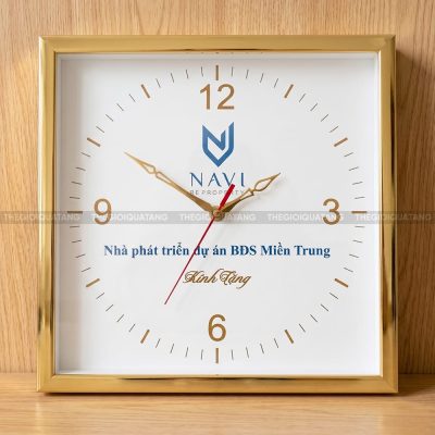 Đồng hồ treo tường vuông cam kết chất lượng 3