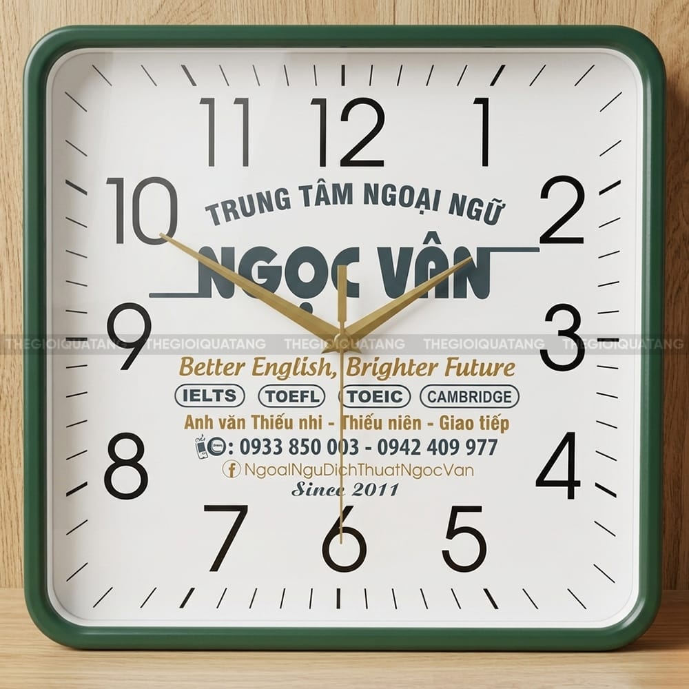 Đồng hồ treo tường vuông đẹp tinh tế 5