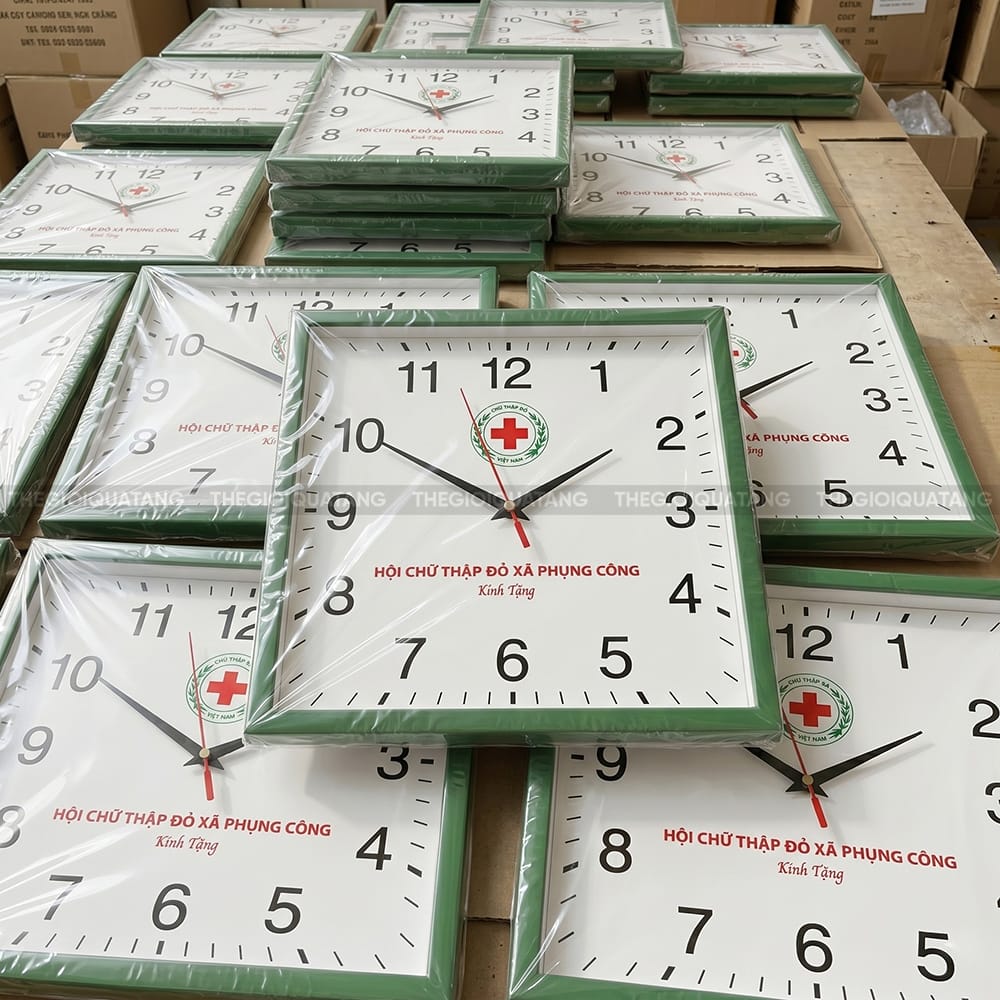 Đồng hồ treo tường vuông giá tốt nhất thị trường 5