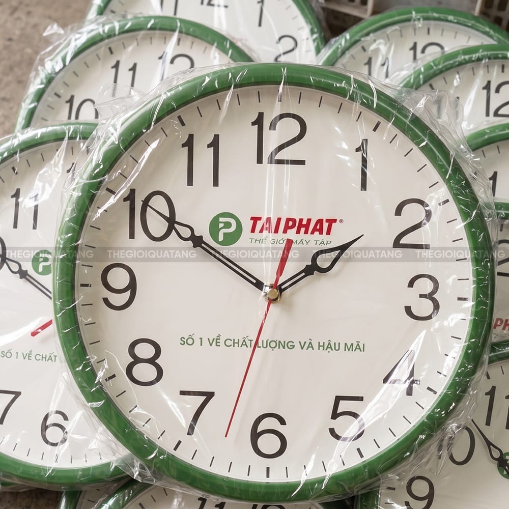 Đồng hồ tròn quảng cáo Thế Giới Máy Tập Tài Phát 5