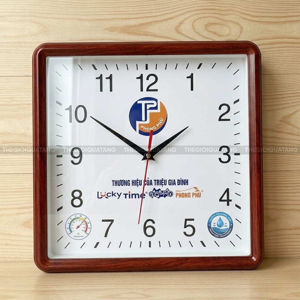 Làm đồng hồ treo tường vuông in logo thương hiệu 2