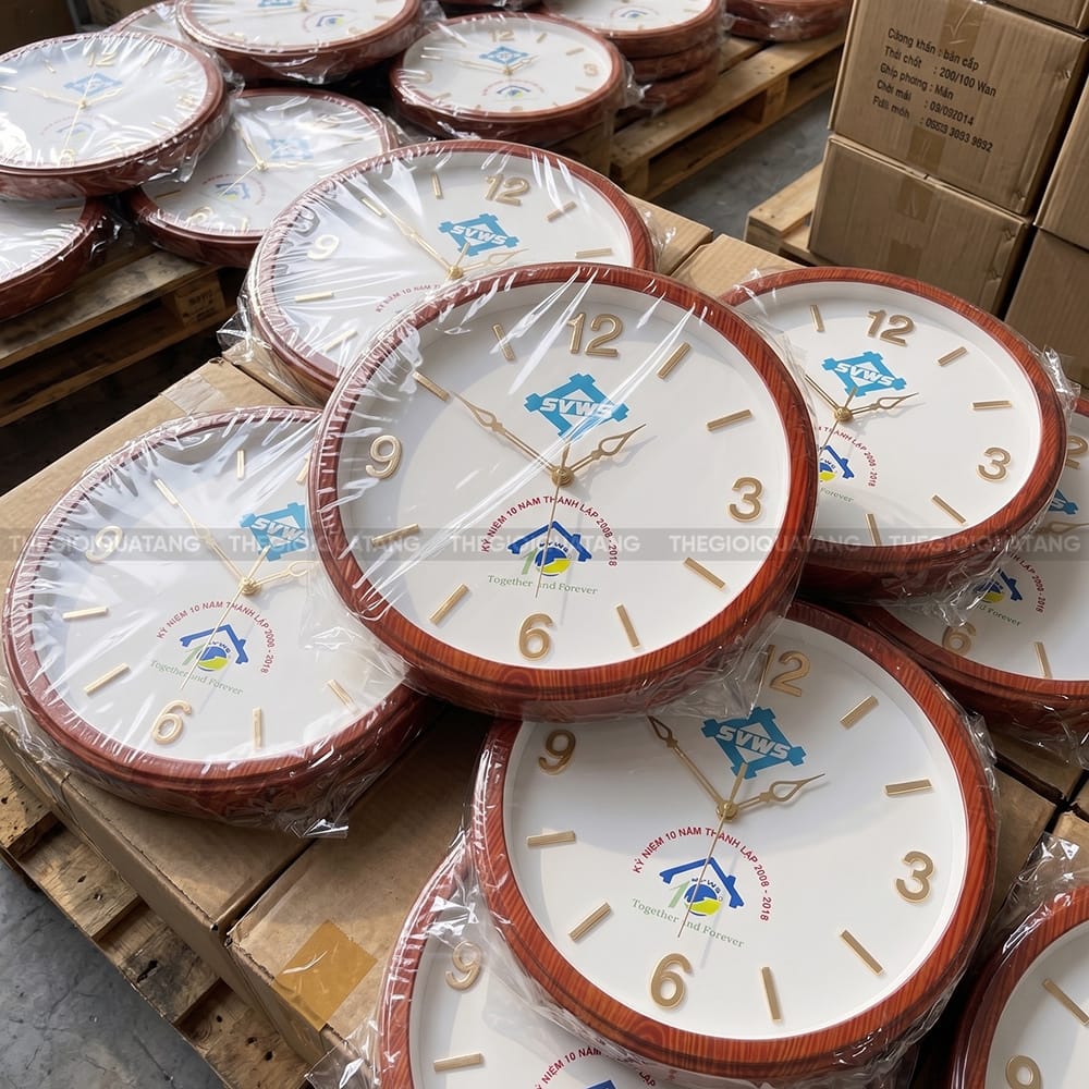 Mẫu đồng hồ treo tường cao cấp Kỷ niệm 10 năm thành lập SVWS 3
