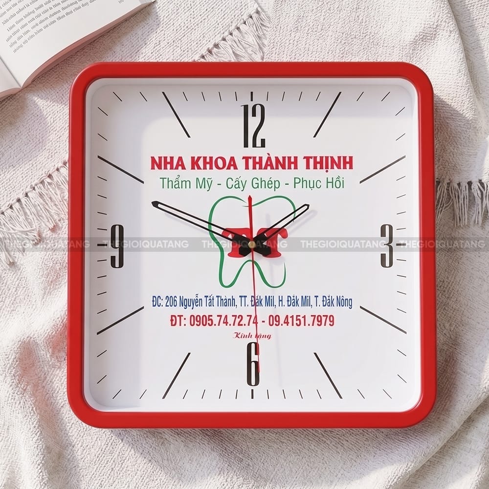 Mẫu đồng hồ treo tường cao cấp Nha Khoa Thành Thịnh 6