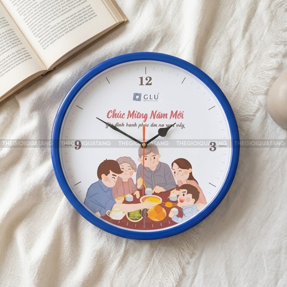 Mẫu đồng hồ treo tường Chúc Mừng Năm Mới GLU 4