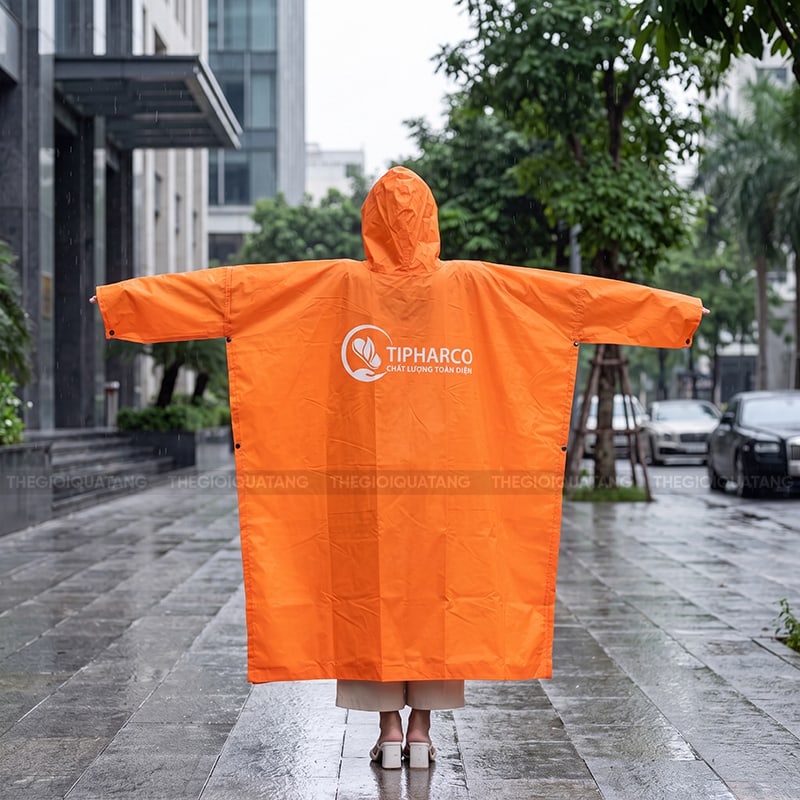 Quà tặng áo mưa in logo theo yêu cầu 3