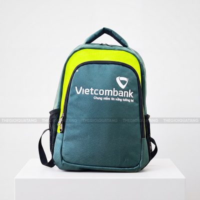 Quà tặng balo ngân hàng Vietcombank thiết kế theo yêu cầu 1