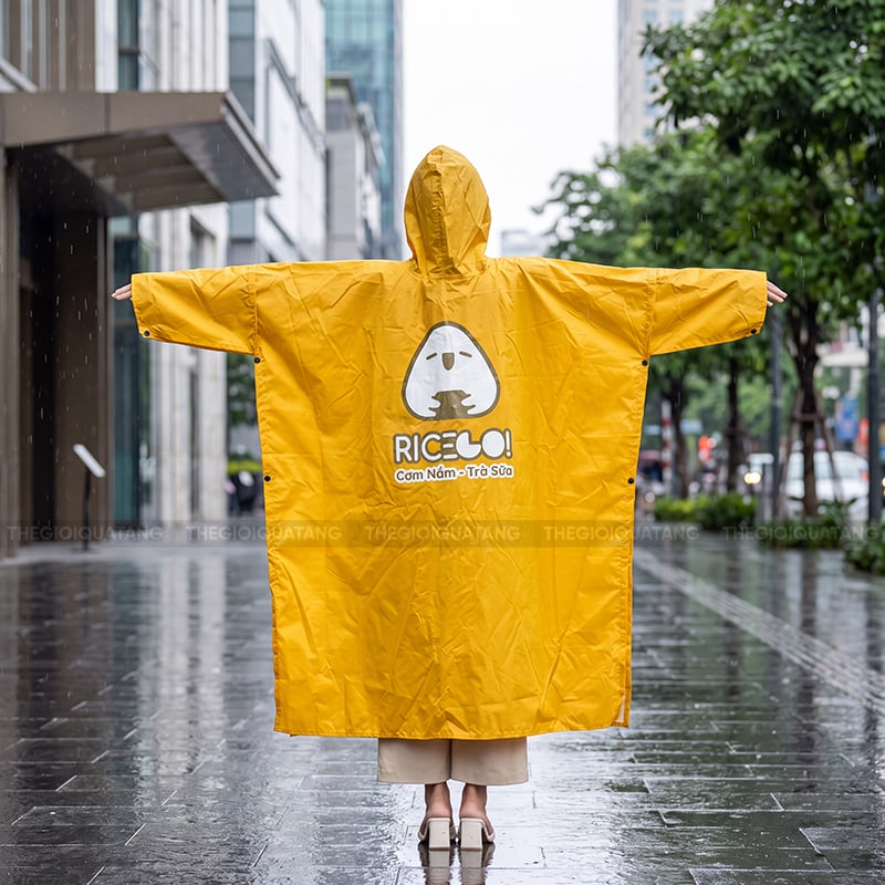 Quảng cáo áo mưa cho doanh nghiệp 2